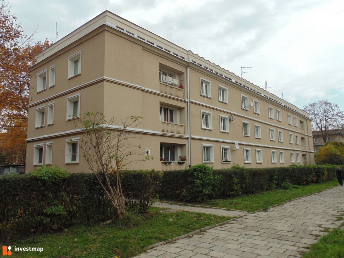 Zdjęcie [Kraków] Remont Elewacji, Os. Krakowiaków 41 fot. Damian Daraż 