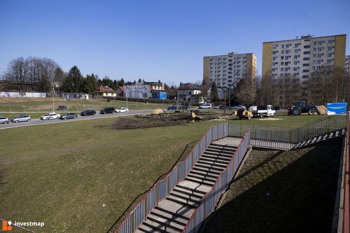 Zdjęcie Parking P+R Bronowice, ul. Złoty Róg 58 fot. Adrian 