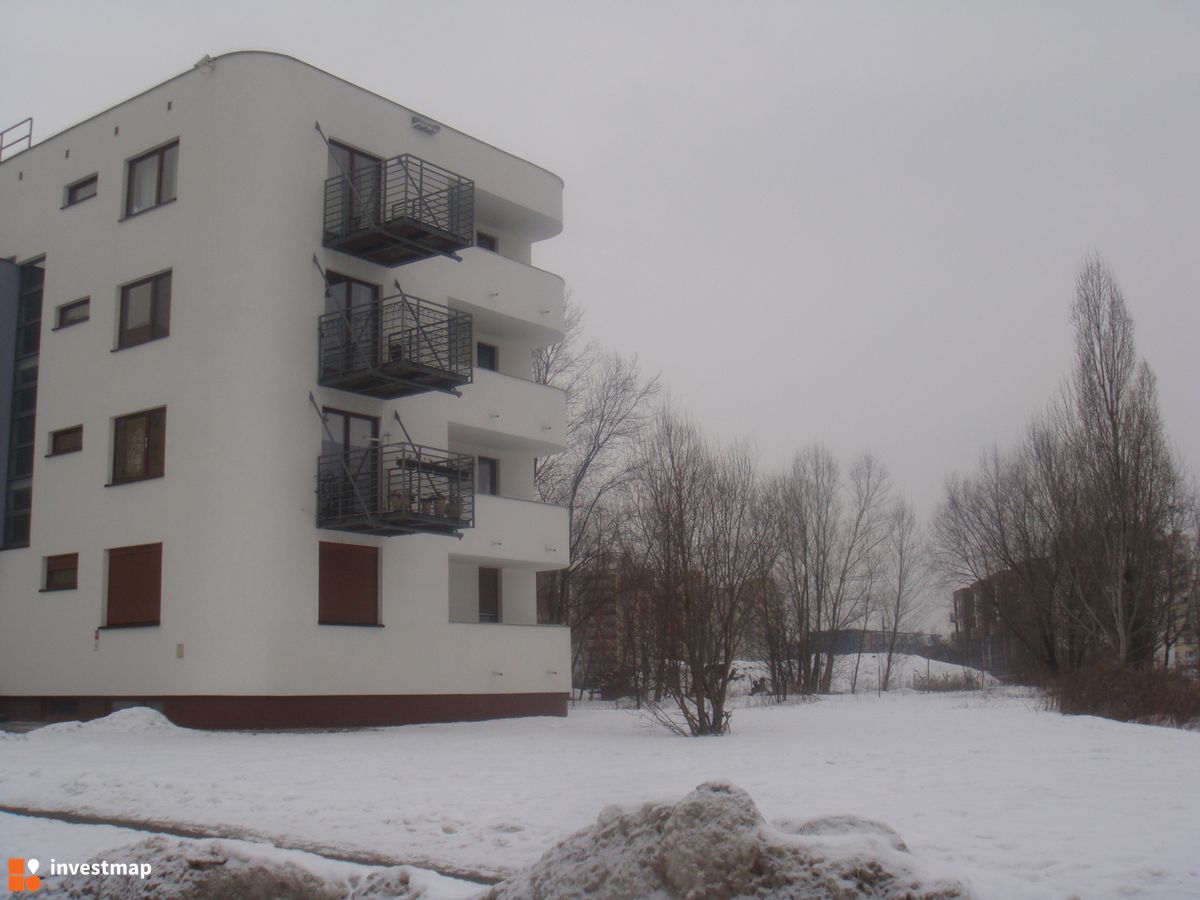 Zdjęcie [Wrocław] Budynek wielorodzinny SM Piast, ul. Bajana 42 fot. Jan Augustynowski