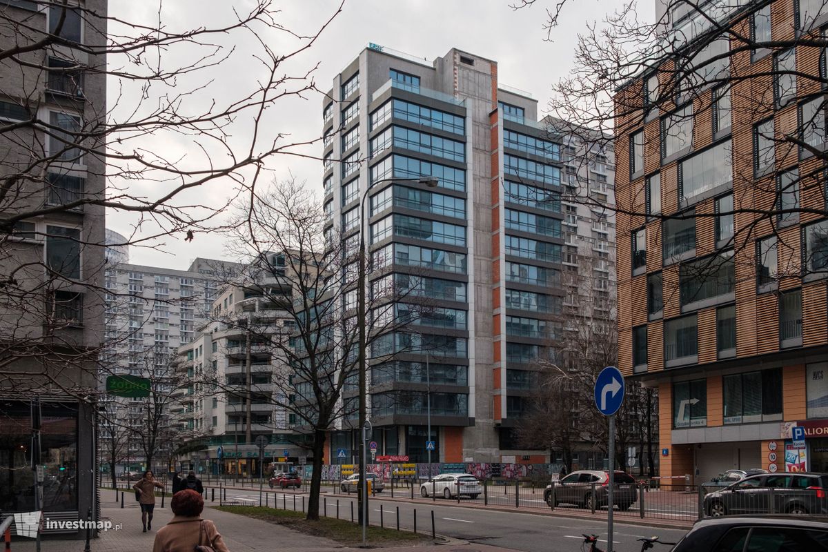 Zdjęcie [Warszawa] Budynek wielorodzinny "Metropolitan Apartments" fot. Jakub Zazula 
