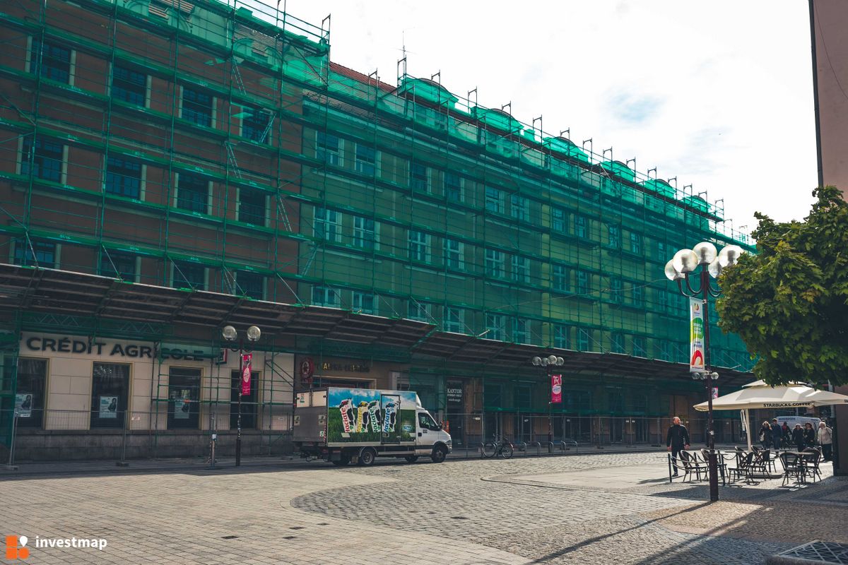 Zdjęcie [Wrocław] Budynek hotelowy z usługami, ul. Oławska 2 