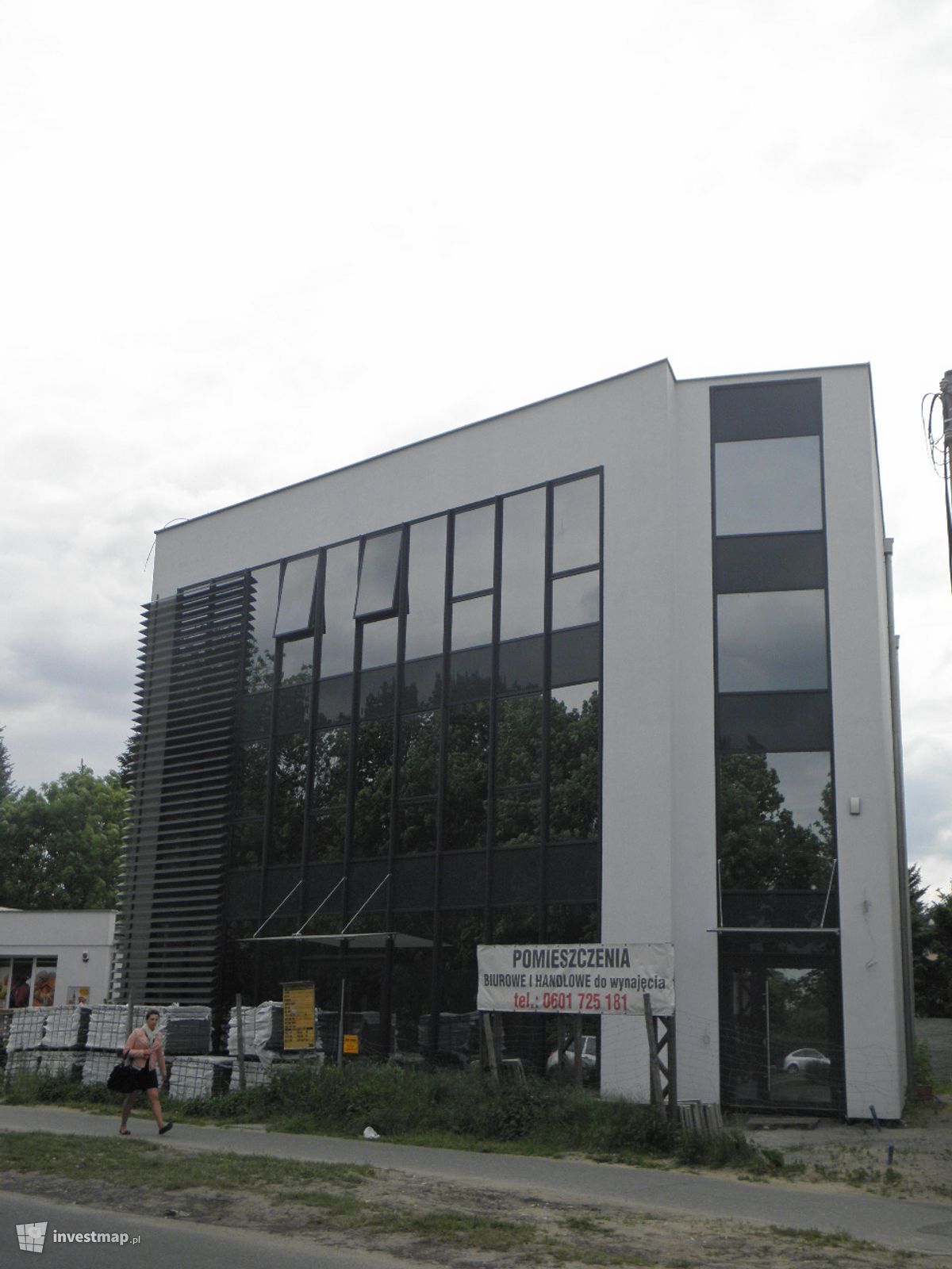 Zdjęcie [Poznań] Budynek biurowo - usługowy "Jugosłowiańska 22" fot. PieEetrek 