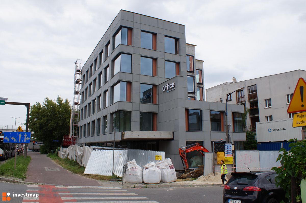 Zdjęcie Office, Al. 29 Listopada fot. Damian Daraż 