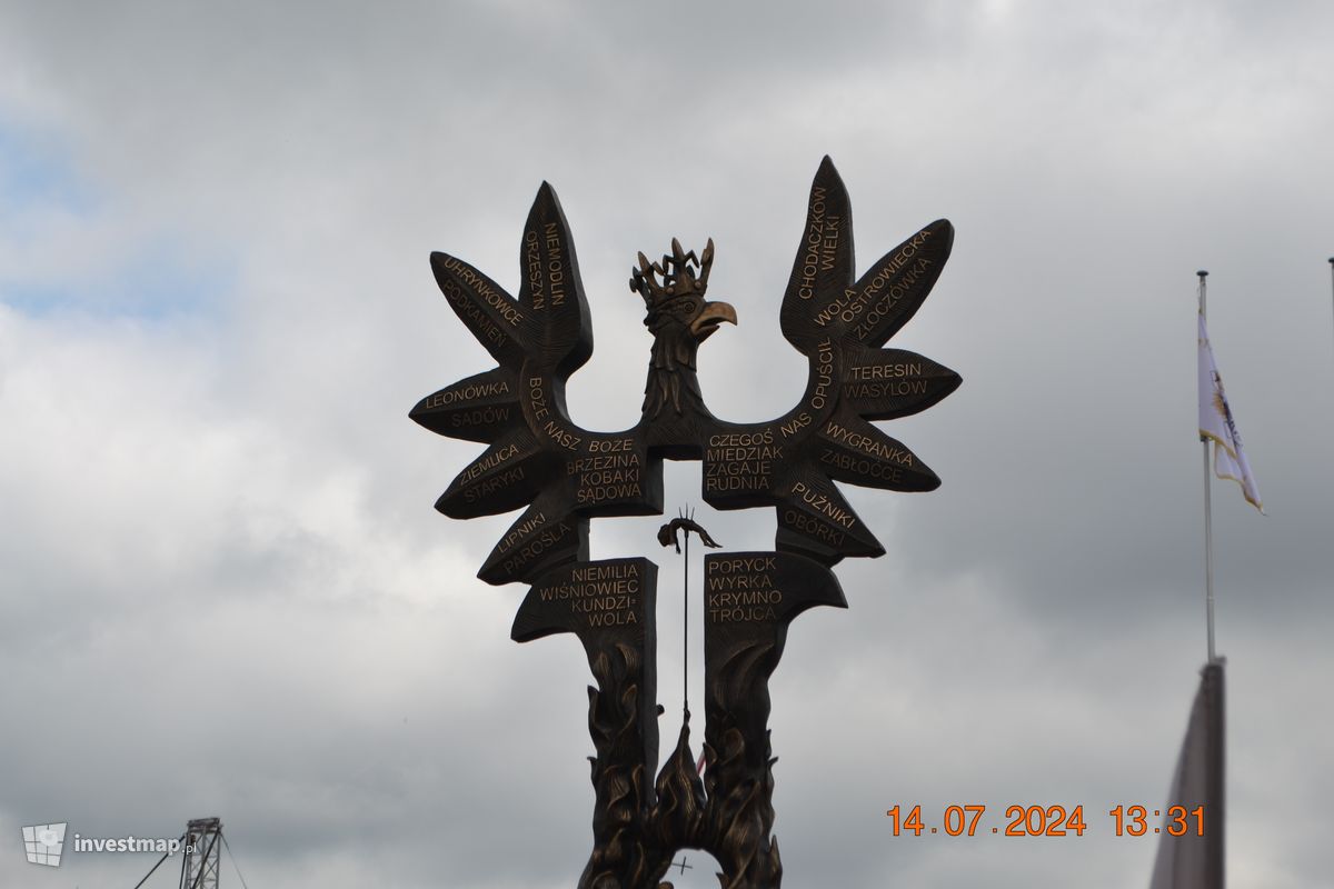 Zdjęcie Pomnik Rzeź Wołyńska fot. Damian Daraż 