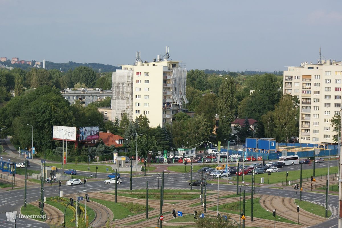 Zdjęcie [Kraków] Remont Elewacji, Os. Kolorowe 26 fot. Damian Daraż 