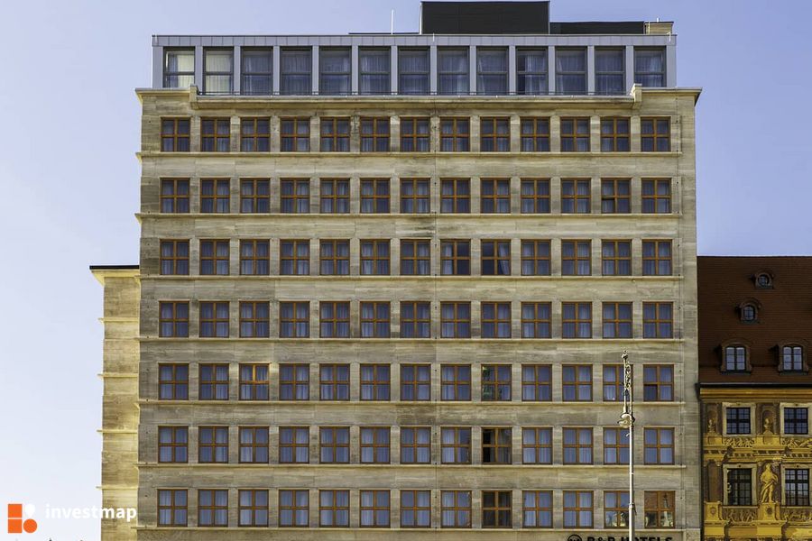  Przy wrocławskim Rynku został otwarty nowy hotel. Historyczny, zabytkowy wieżowiec z lat 30. XX wieku zyskał drugie życie