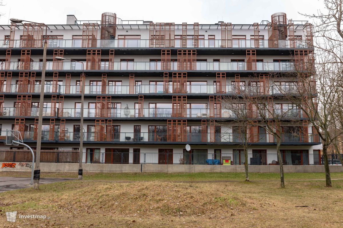 Zdjęcie [Warszawa] Apartamentowiec "Rezydencja Konstancińska" fot. Jakub Zazula 