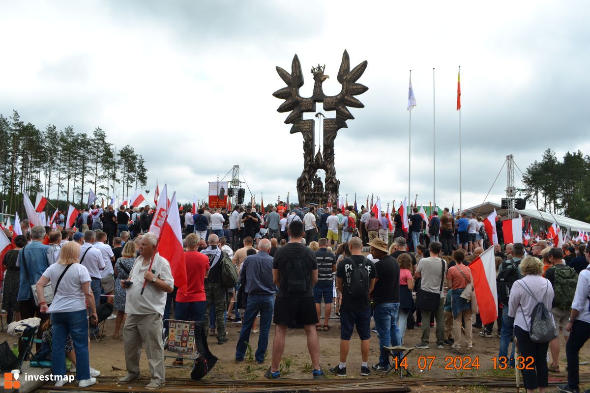 Zdjęcie Pomnik Rzeź Wołyńska fot. Damian Daraż 