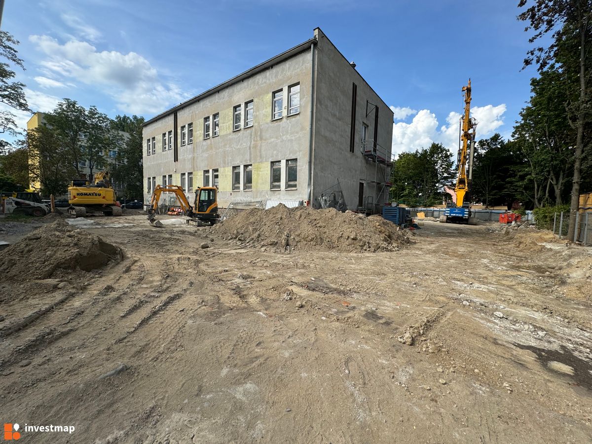 Zdjęcie Budynek wielorodzinny, ul. Czarnieckiego 31 fot. Jan Augustynowski