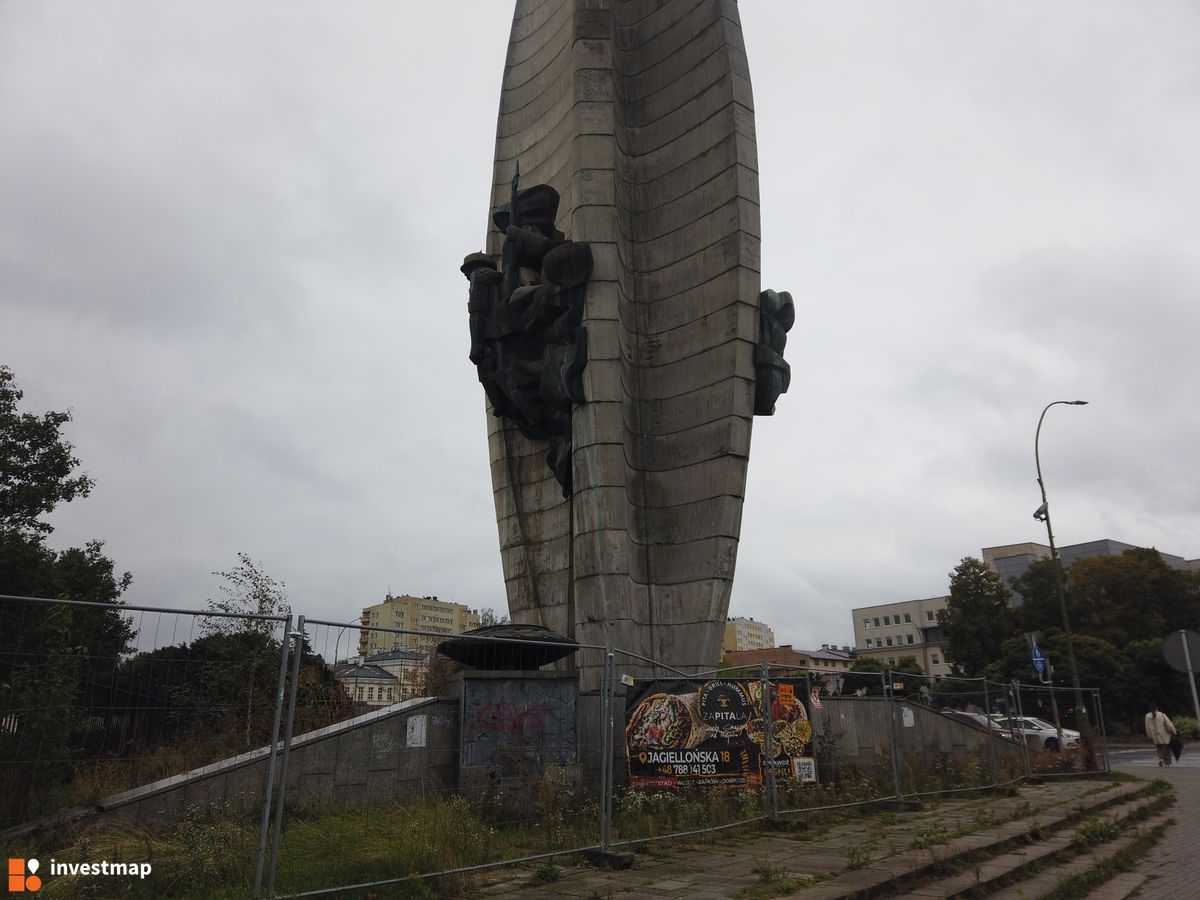 Zdjęcie Pomnik Czynu fot. Damian Daraż 