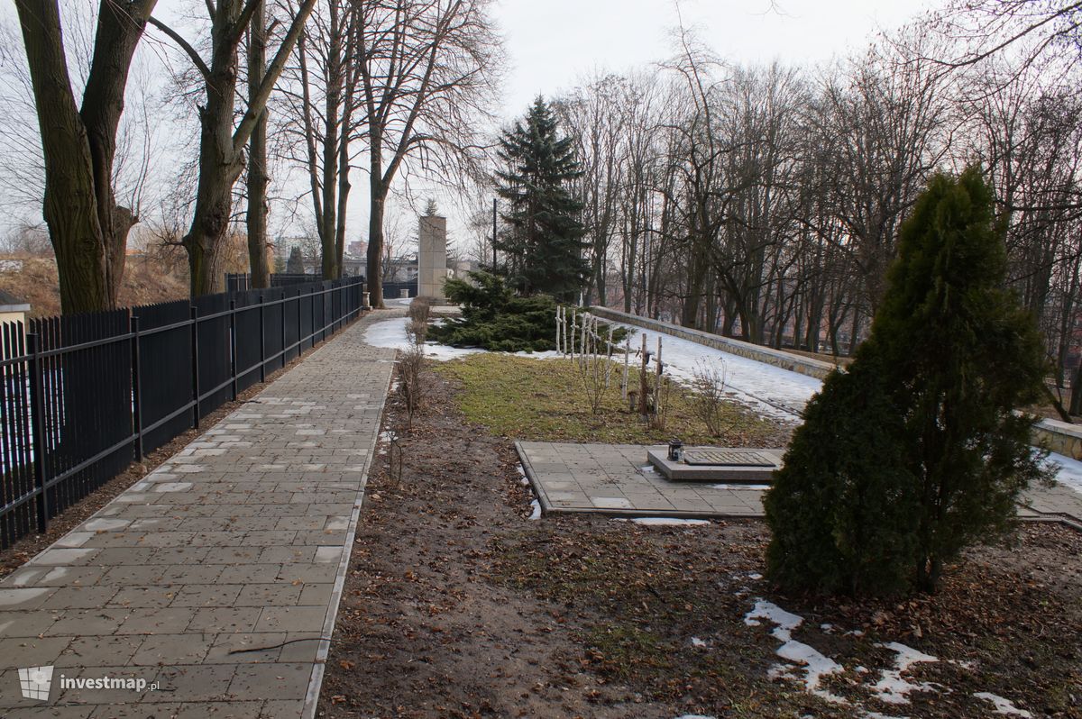 Zdjęcie [Kraków] Cmentarz Wojenny, ul. Architektów fot. Damian Daraż 