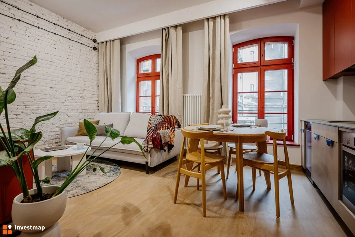 Zdjęcie Remont famuły, ul. Ogrodowa 24 fot. Wojciech Jenda