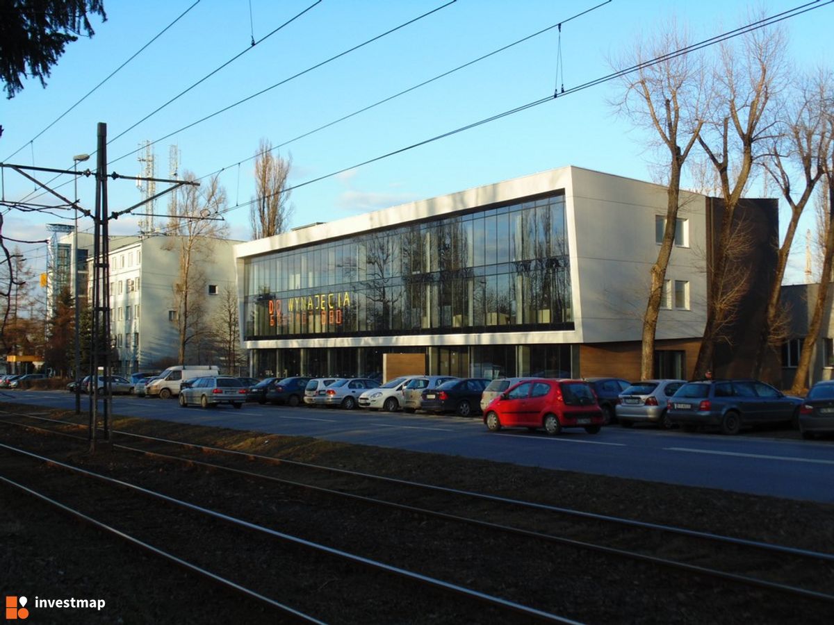 Zdjęcie Biurowiec, ul. Ujastek 5B fot. Damian Daraż 