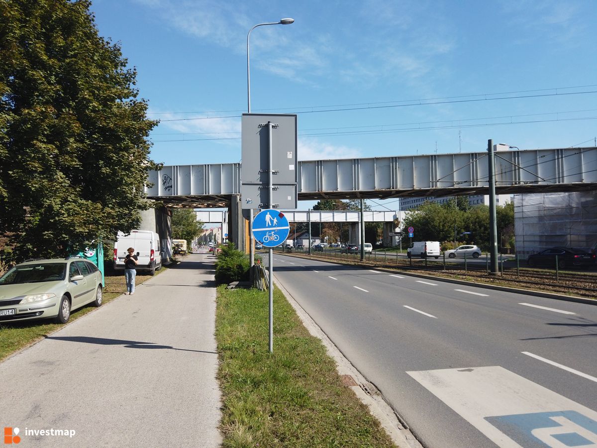 Zdjęcie Wiadukty kolejowe, ul. Mogilska fot. Damian Daraż 