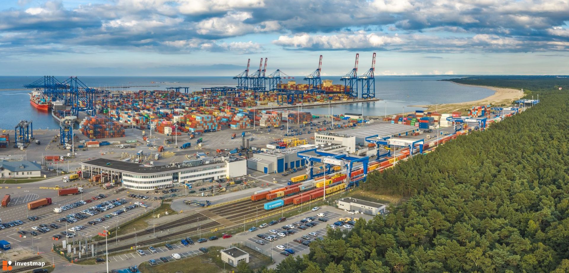 Baltic Hub zwiększa możliwości kolejowe dzięki dwóm nowym suwnicom RMG 