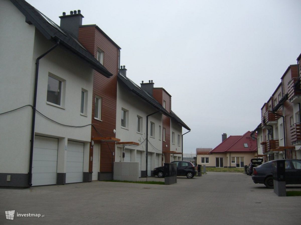 Zdjęcie [Wrocław] Osiedle Apartamentów Willowych fot. Orzech 
