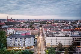 W centrum Wrocławia powstaje nowy budynek wielofunkcyjny [FILM+WIZUALIZACJE]
