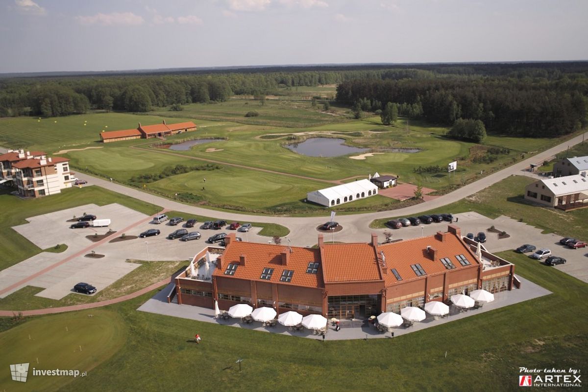 Zdjęcie [Sobienie Szlacheckie] Kompleks "Sobienie Królewskie Golf &amp; Country Club" fot. Jan Hawełko 