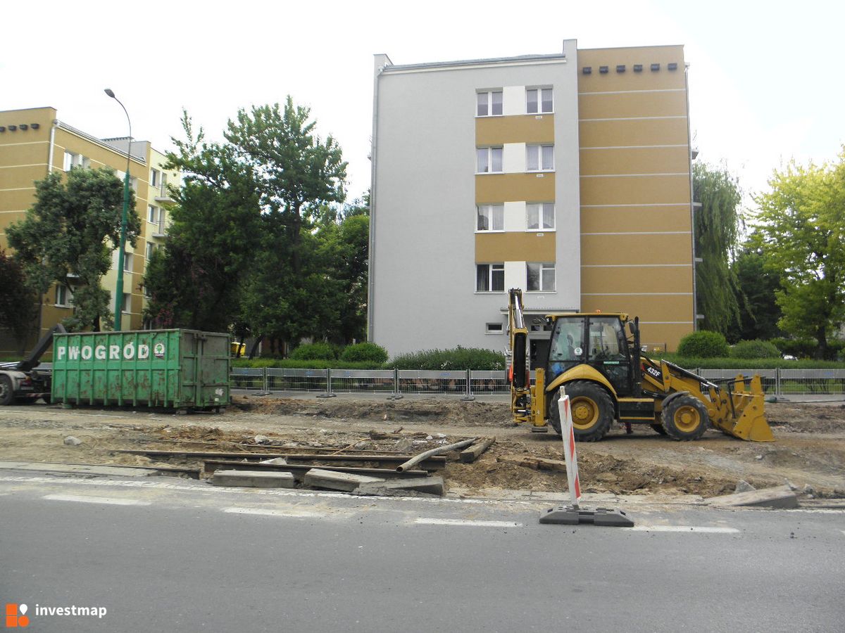 Zdjęcie [Poznań] Ul. Dąbrowskiego (remont odcinka śródmiejskiego) + rynek Jeżycki fot. PieEetrek 