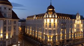 W centrum Wrocławia trwa przebudowa dawnego Hotelu Grand [FILMY + ZDJĘCIA]