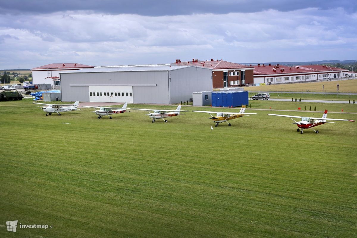 Zdjęcie [Chełm] Lotnisko szkoleniowe Państwowej Wyższej Szkoły Zawodowej (inwestycje) fot. Jan Hawełko 