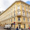 Półwiejska 8
