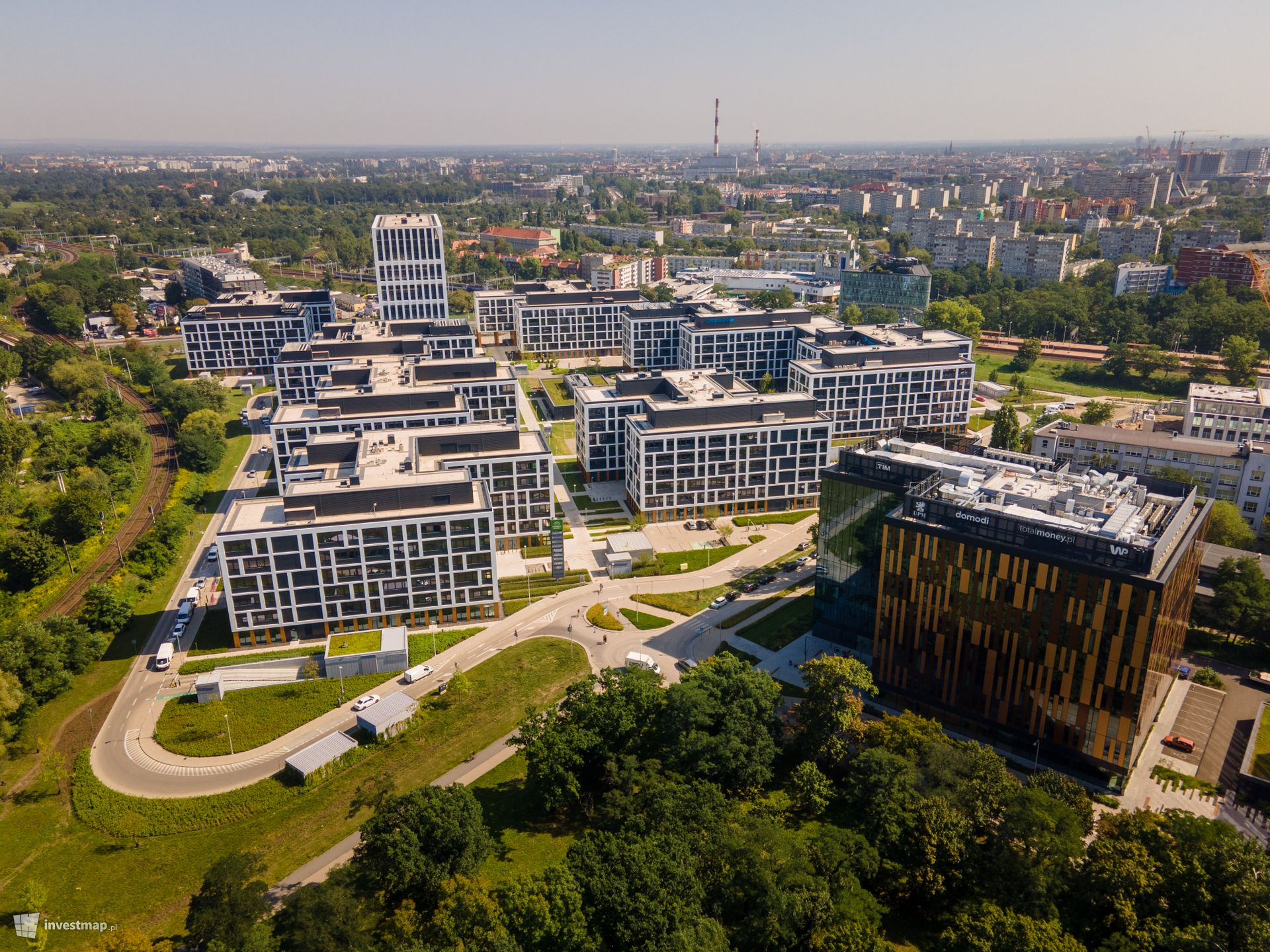 Centra usług wynajmują ponad połowę biur w Krakowie i 45 proc. we Wrocławiu 