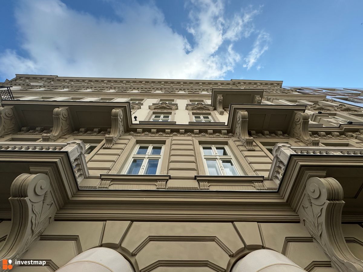 Zdjęcie [Warszawa] Kamienica Wolfa Krongolda - Złota 83 fot. Jan Augustynowski