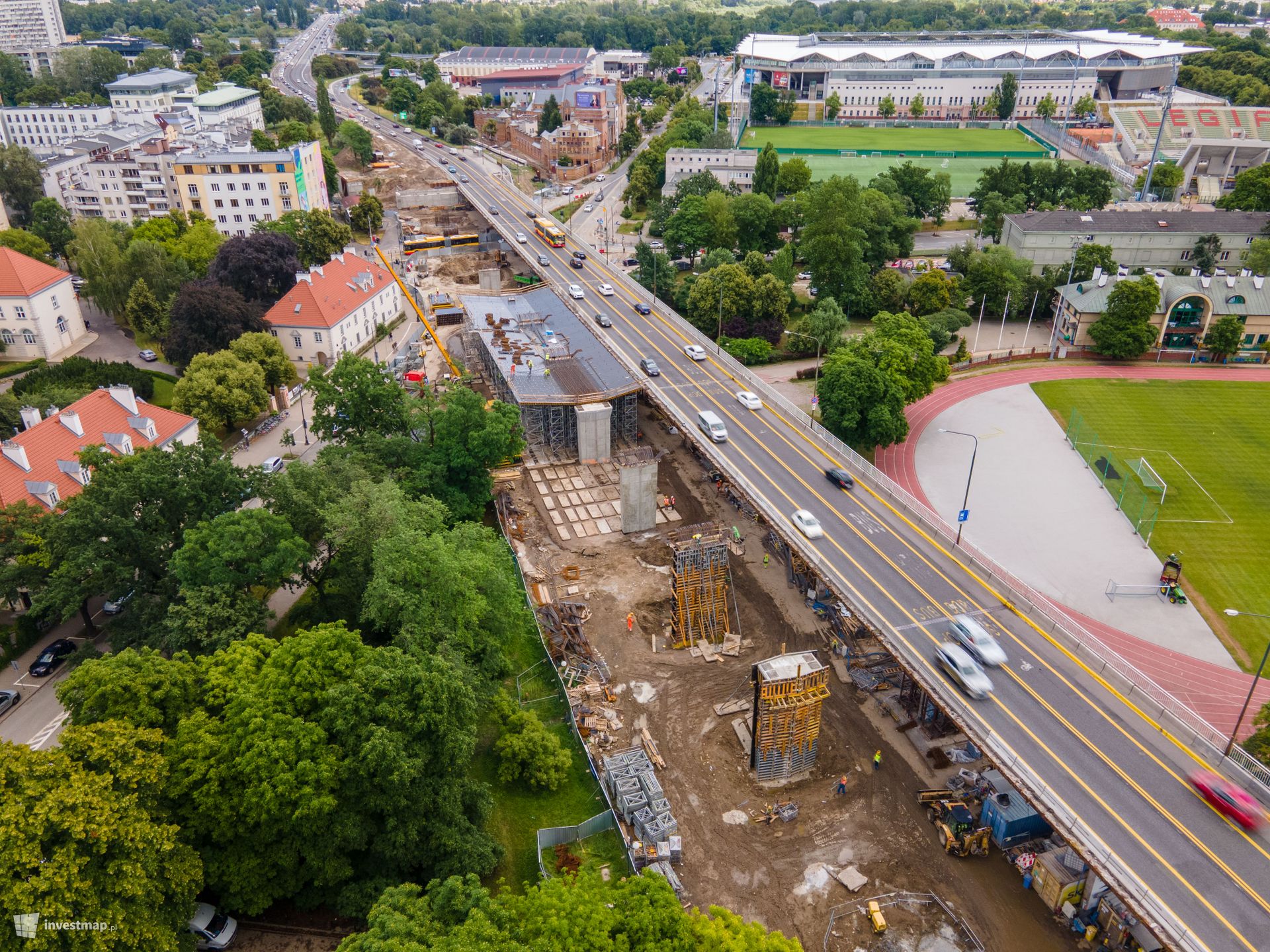 W centrum Warszawy trwa przebudowa wiaduktów Trasy Łazienkowskiej 