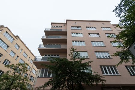 Zabytkowe kamienice w Katowicach odzyskują swój historyczny wygląd