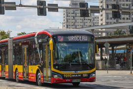 Wrocław: Pierwszy przegubowy elektryczny MAN Lion’s City 18 E obsłuży linie aglomeracyjne