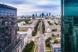 W sektorze nieruchomości komercyjnych w Polsce 2023 będzie rokiem dużej rozwagi inwestorów i instytucji finansujących