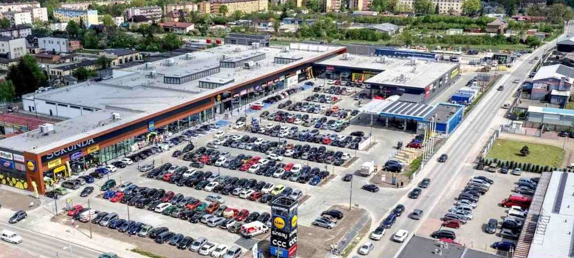 Rozbudowywany park handlowy Sekunda Jędrzejów z nowymi najemcami