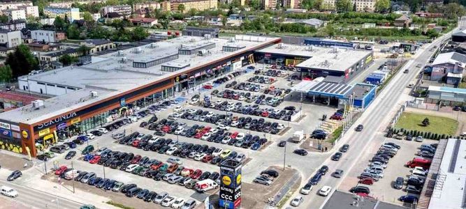 Rozbudowywany park handlowy Sekunda Jędrzejów z nowymi najemcami