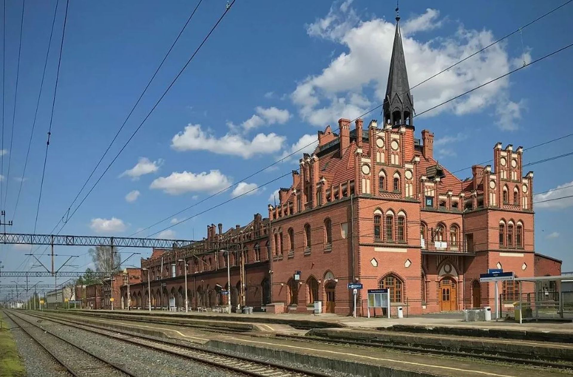 Jeden z najpiękniejszych i największych zabytkowych dworców kolejowych w Polsce odzyska dawny blask!