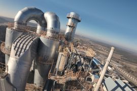 Holcim Polska zainwestuje w dwie fabryki w woj. świętokrzyskim