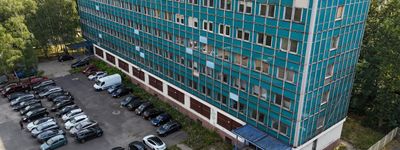 Stary biurowiec z czasów PRL-u w Katowicach zostanie wyburzony. Powstanie nowoczesny budynek mieszkalno-usługowy