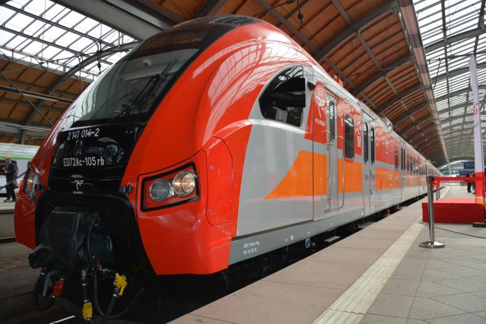 Będzie więcej pociągów na Dolnym Śląsku i z Wrocławia. UMWD podpisał umowę z Polregio