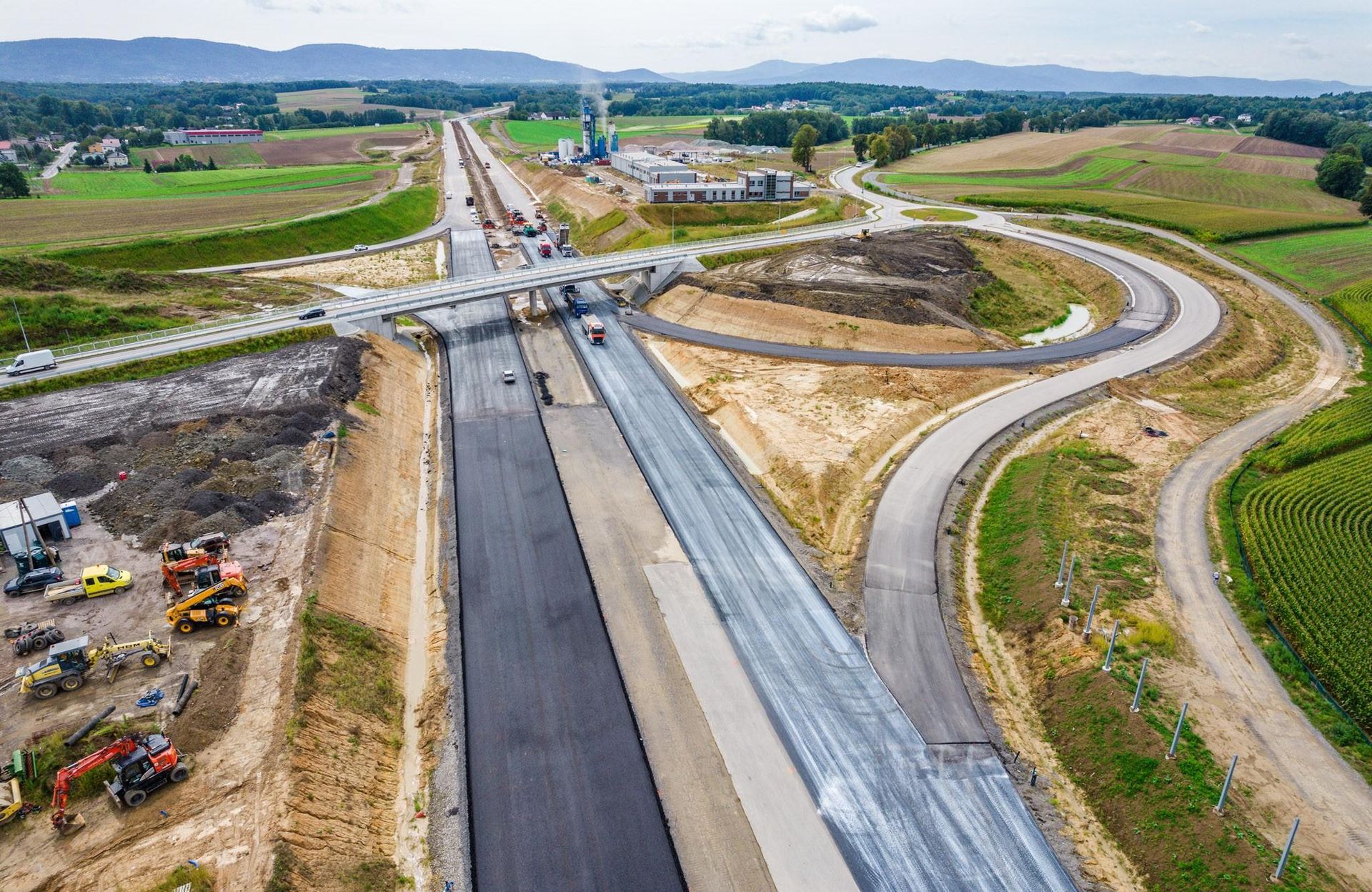 Intensywne prace przy budowie S1 Dankowice – Bielsko-Biała 