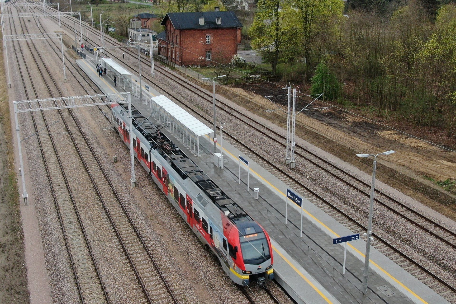 Wygodniejsze podróże i lepszy przewóz towarów na trasie Skierniewice – Łowicz