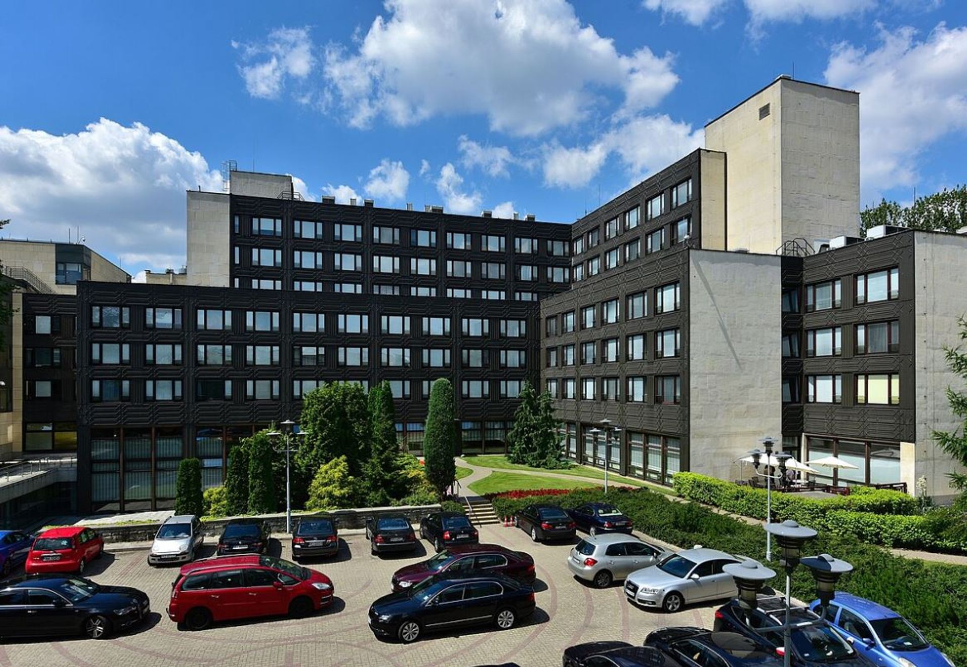 Koniec "epoki Gierka" w Nowym Hotelu Poselskim w Warszawie. Przejdzie metamorfozę