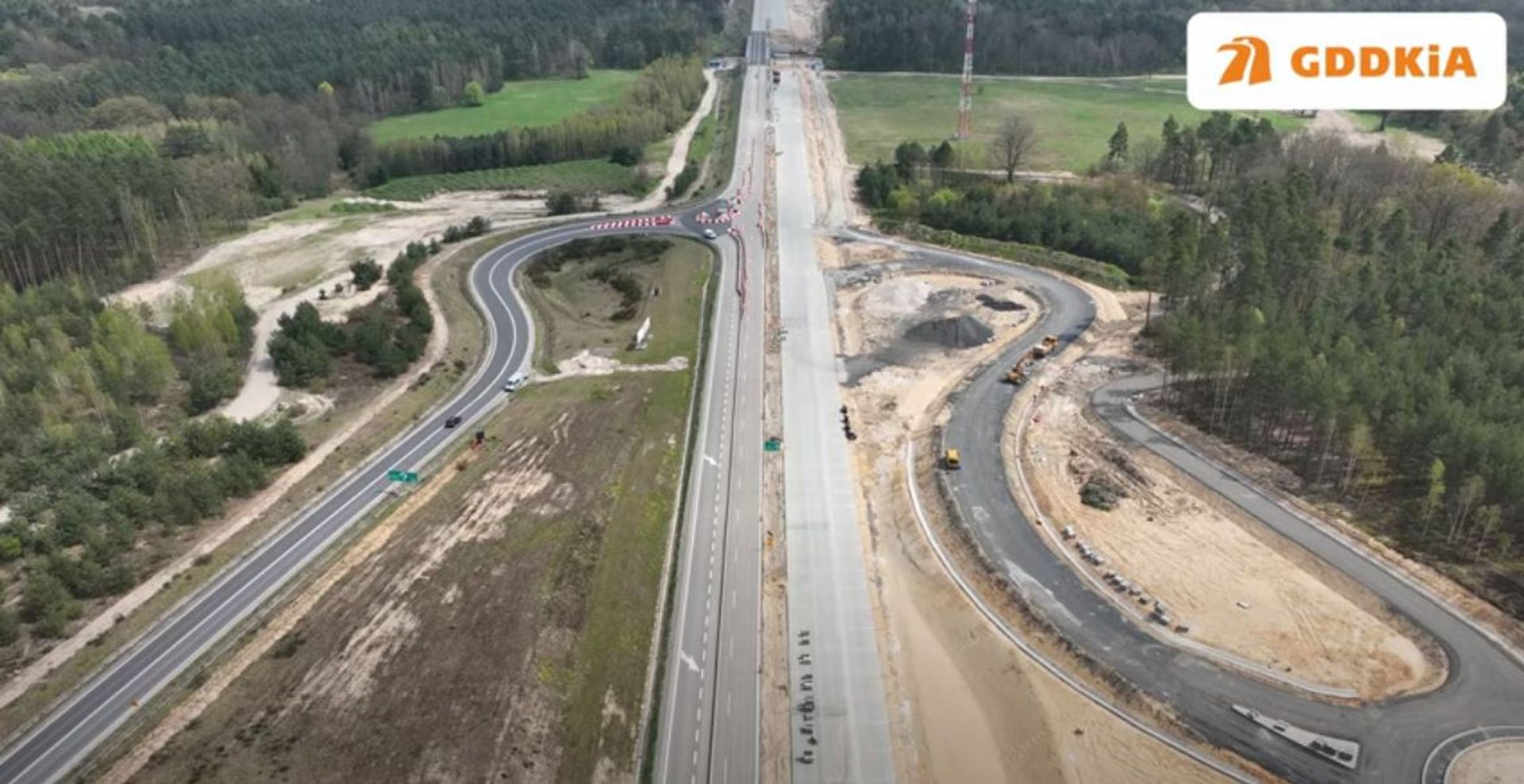 Postępują prace na budowie autostrady A18, na odcinku Iłowa - Golnice 