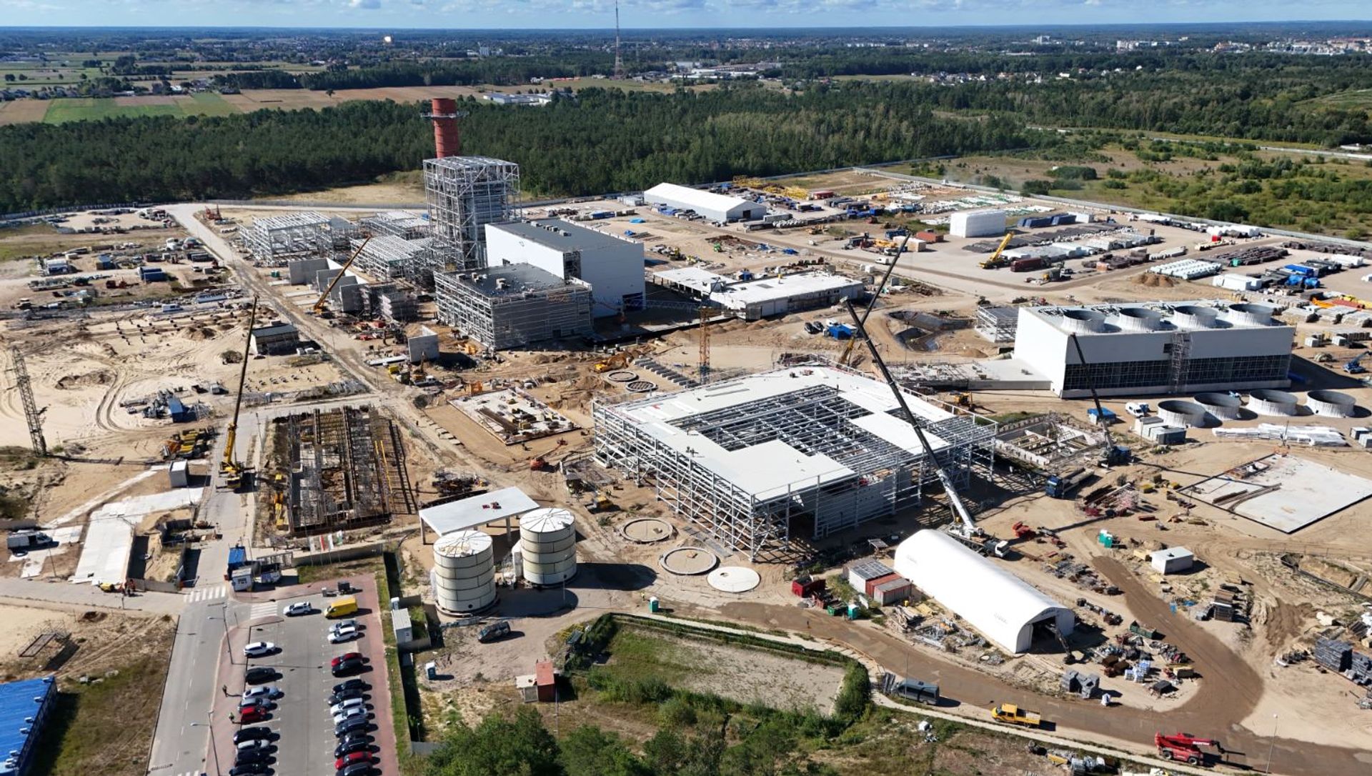 Trwa budowa wielkich elektrowni gazowo-parowych w Ostrołęce i Grudziądzu 