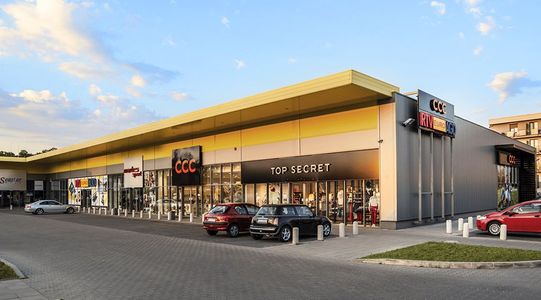Rośnie rynek centrów convenience i parków handlowych w Polsce 
