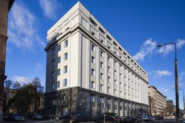 [Warszawa] Sprzedaż biurowca Nova Praga w Warszawie przez UBS – budynek zmieni nazwę na Mazovia Plaza