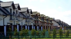 [wielkopolskie] Ostatnie domy na Osiedlu Słonecznym w Brodowie zbliżają się do finiszu