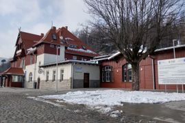 Zabytkowy dworzec kolejowy w Szklarskiej Porębie oddany do użytku