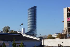 [Wrocław] Sky Tower &#8211; nowa stacja Wrocławskiego Roweru Miejskiego przy najwyższym budynku w Polsce