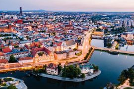Starzejące się zasoby biurowe i ograniczona aktywność deweloperów w regionach [RAPORT]