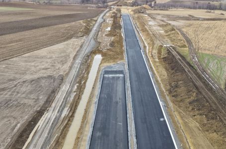 Dolny Śląsk: Co słychać na budowie odcinka drogi ekspresowej S8 Jordanów Śląski – Łagiewniki Zachód? [FILMY]